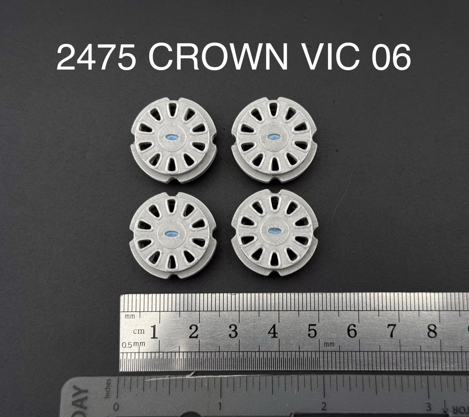 1/24 25 Scale Wheel Motormax Greenlight Crown Victoria 2006 Police Hubcap 24750