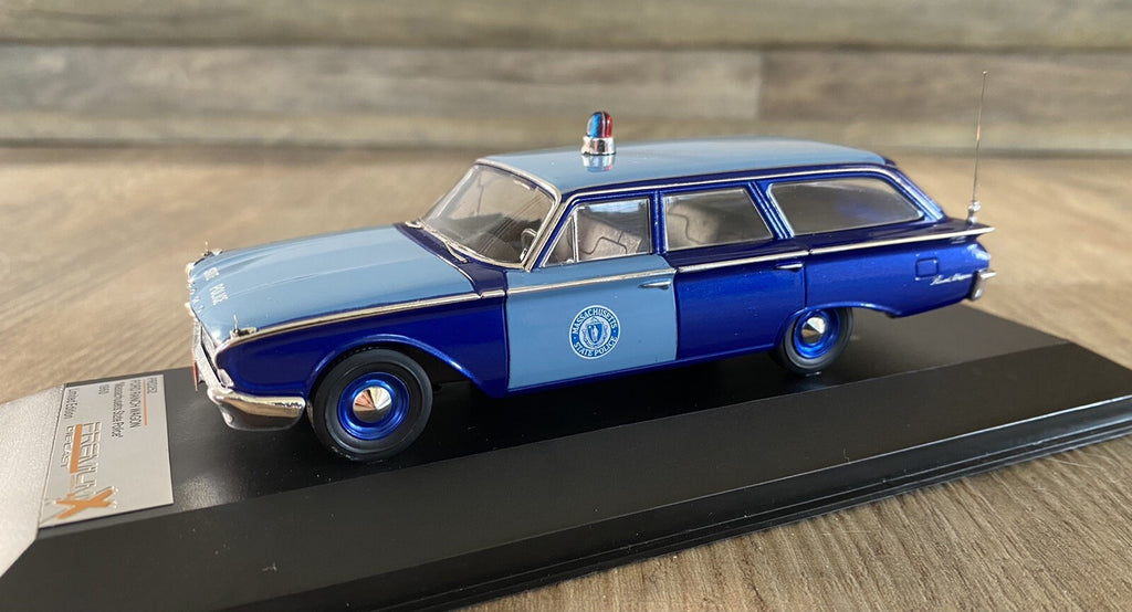1/43 PREMIUM X 1960 FORD RANCH WAGON MASSACHUSETTS STATE POLICE TROOPER0