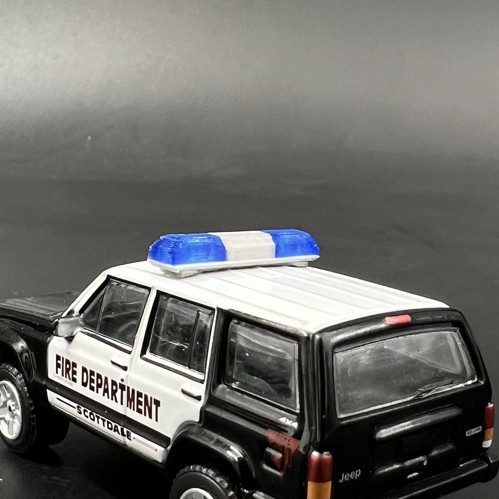 2 Pack 1/64 Smith Wesson 8000 8780 8880 8980 Lightbar Blue Fire Police Sheriff5