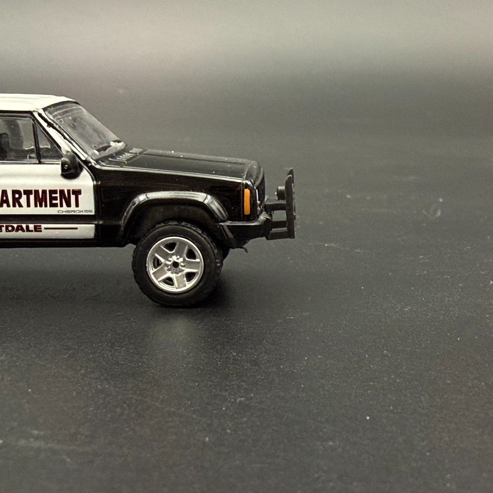 2-pack 1/64 Scale CHP Push Bumper Pushbar Crown Vic CA Highway Patrol 645511