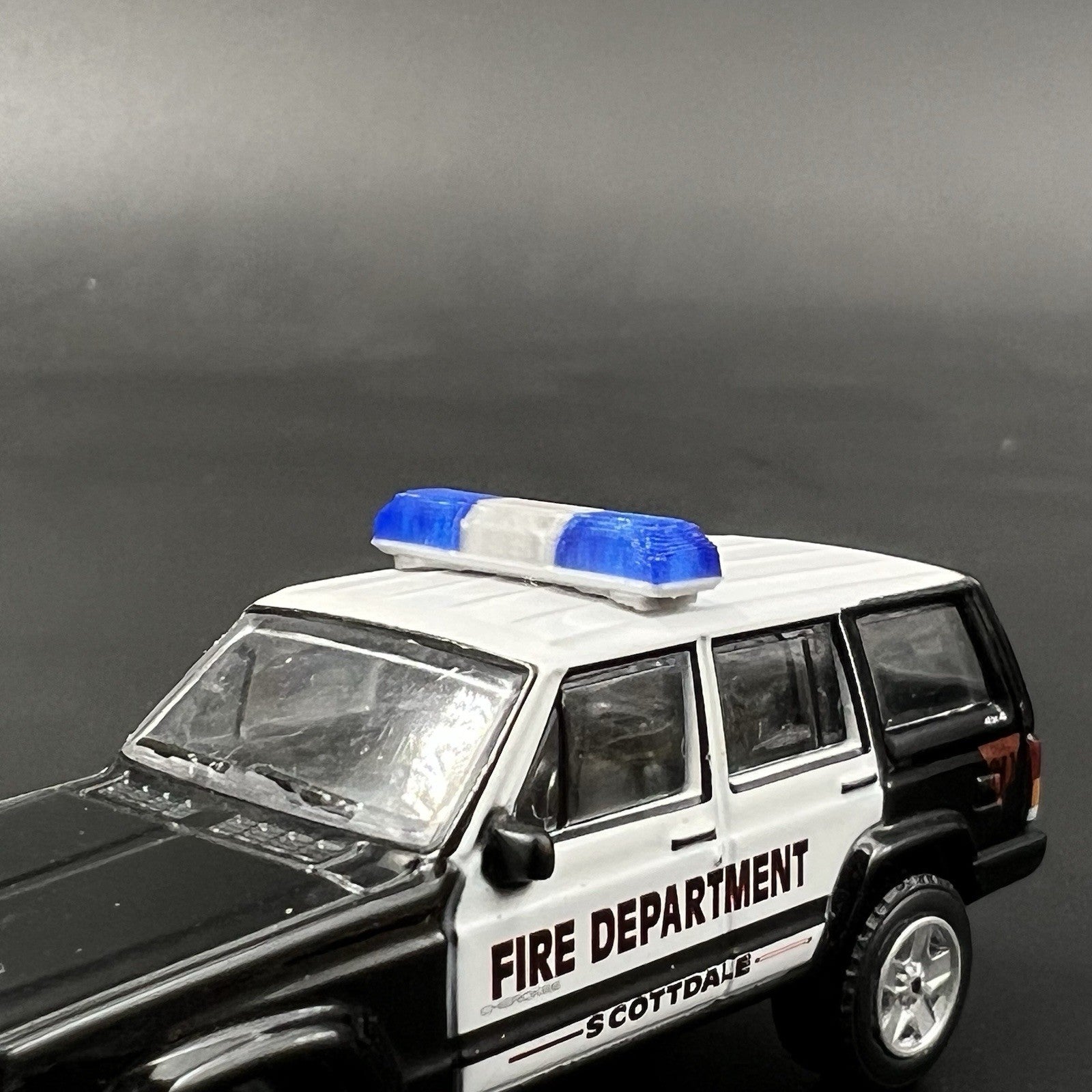 2 Pack 1/64 Smith Wesson 8000 8780 8880 8980 Lightbar Blue Fire Police Sheriff2