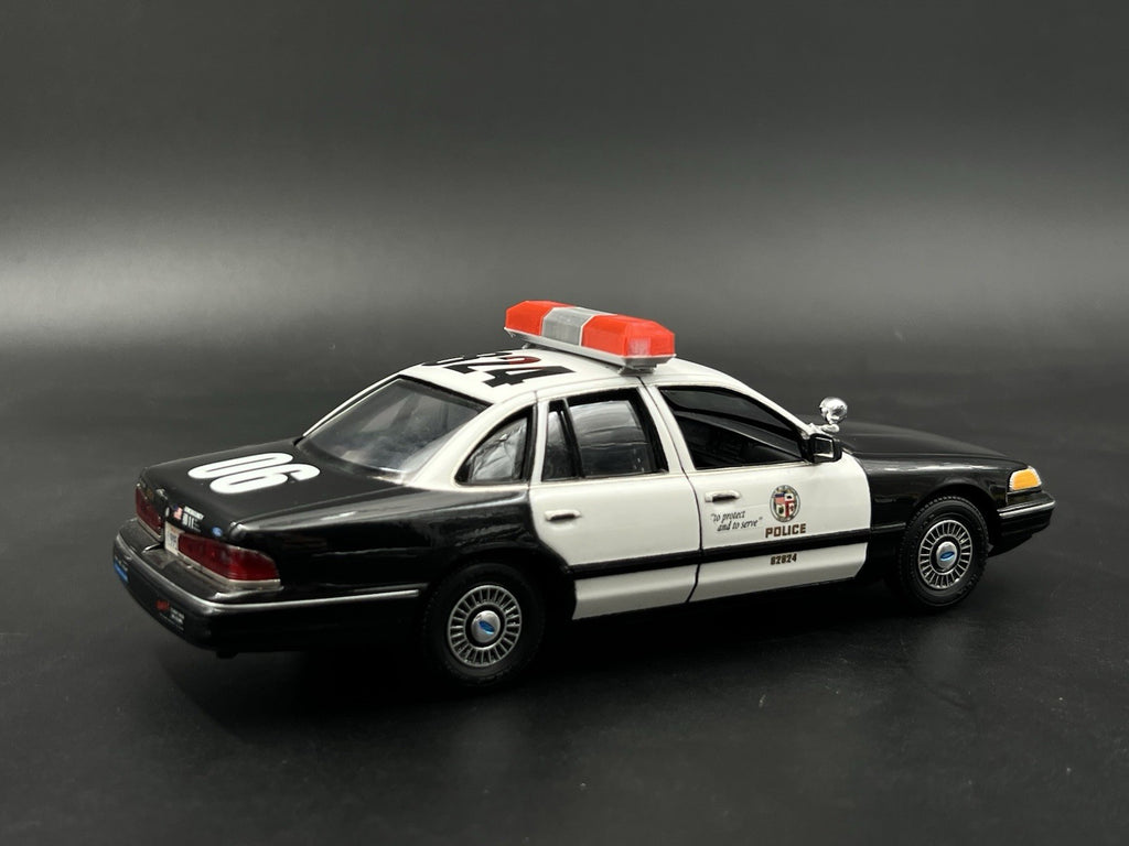 1/24 1/25 Red Smith Wesson 8780 8880 8980 Lightbar Police Sheriff Fire 2441R9