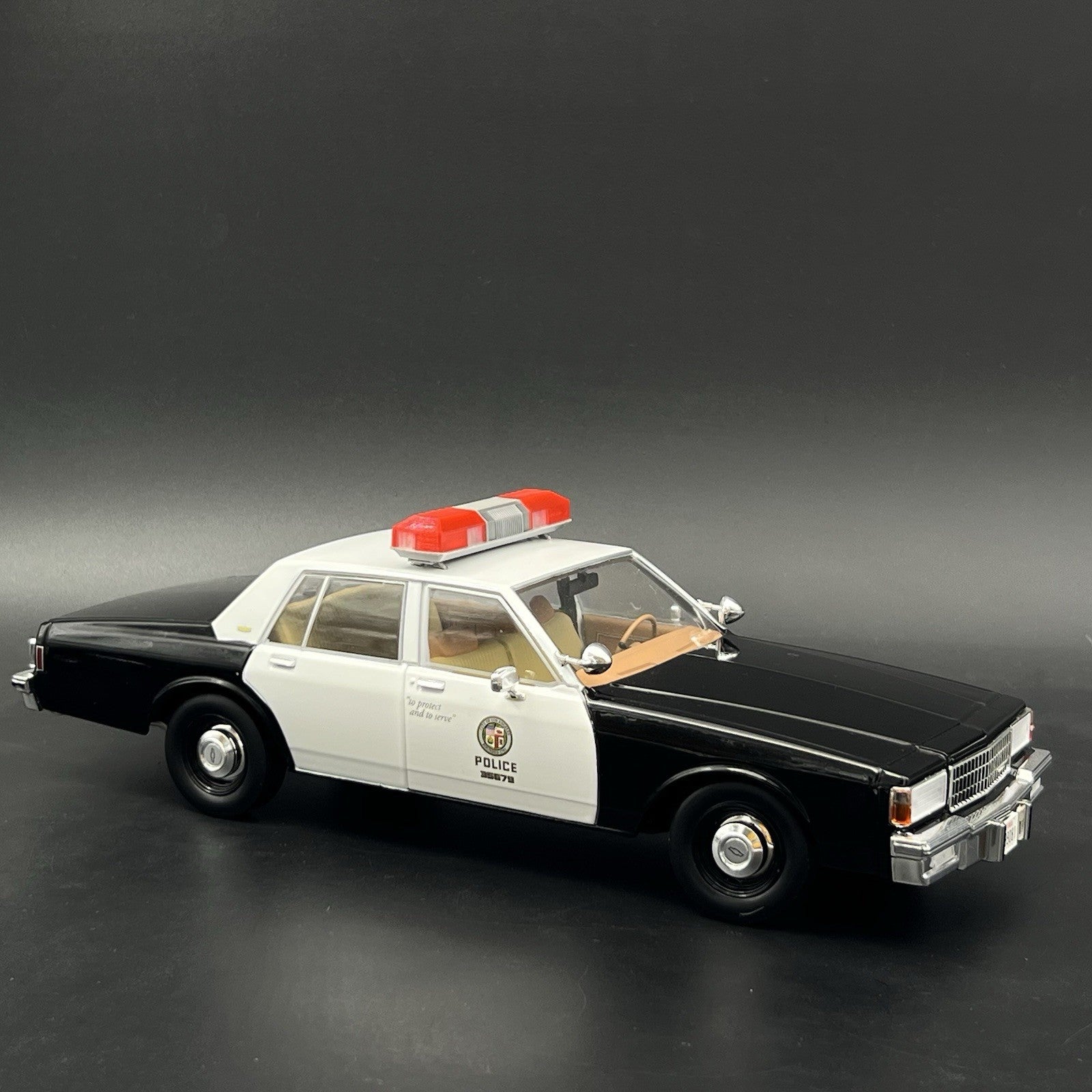 1/18 Red Smith Wesson 8780 8880 8980 Lightbar Police Sheriff Fire15