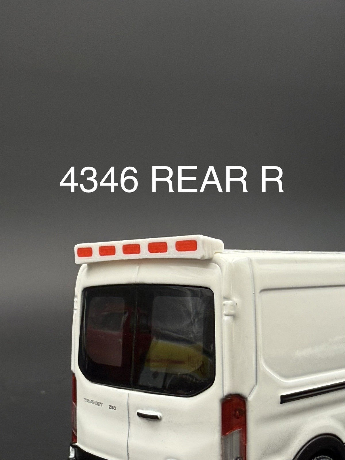 1/43 O Scale Model Rear Lightbar Greenlight Ford Transit Van Ambulance 4346RearR0