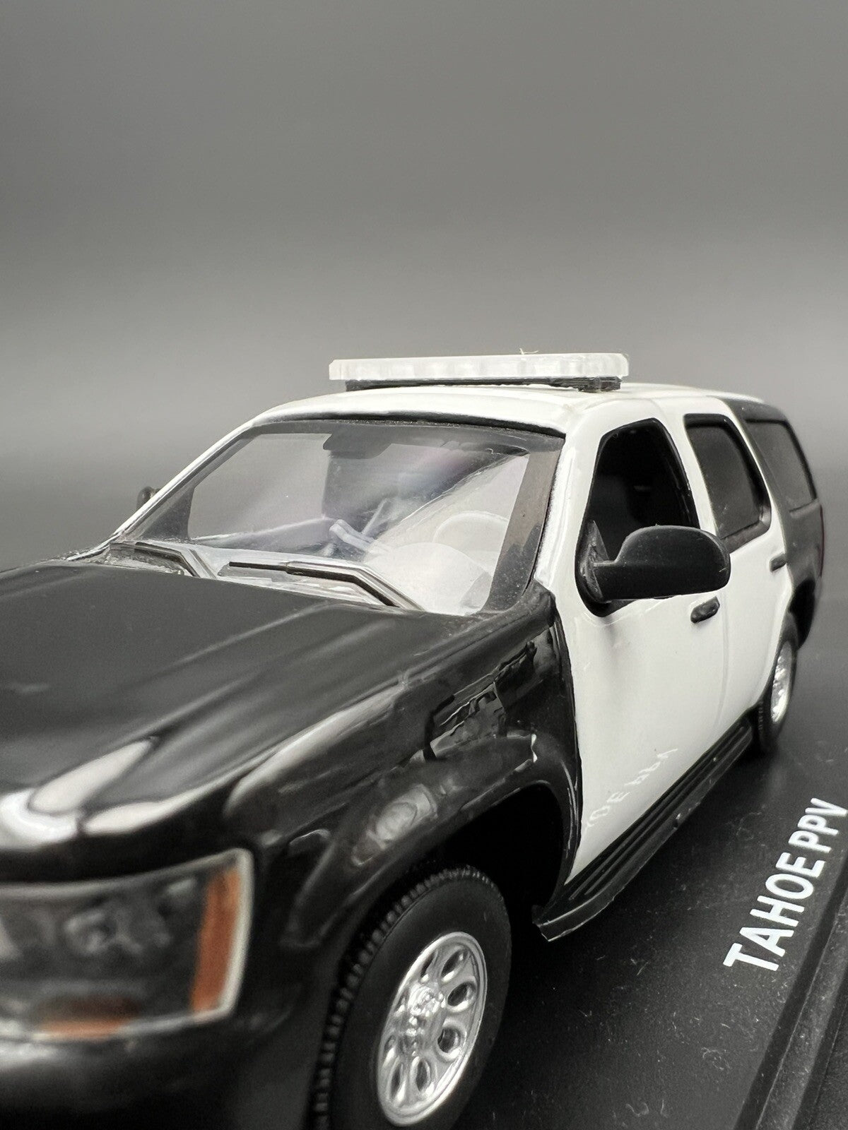 2 Pack 1/43 SUV Length Code 3 X2100 Lightbar Greenlight Police Sheriff Fire EMS9