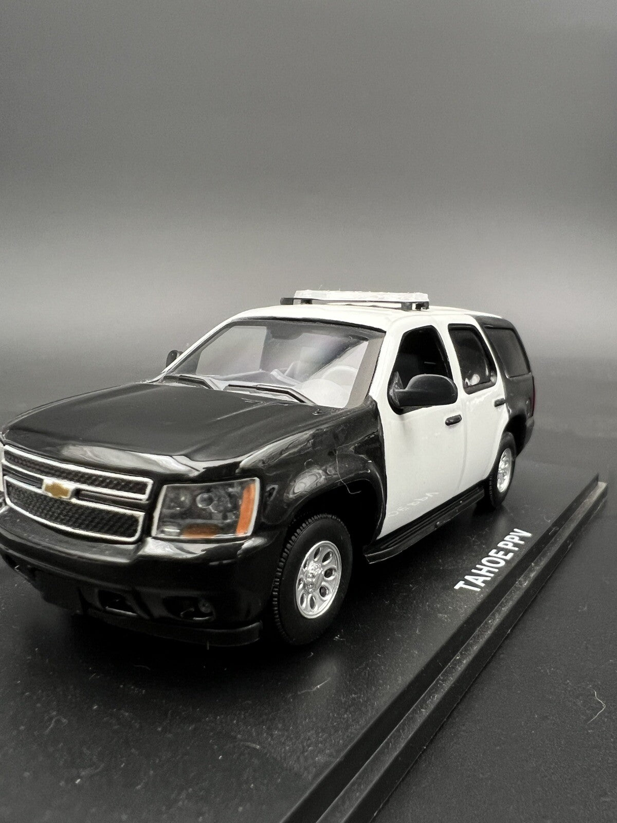 2 Pack 1/43 SUV Length Federal Signal Valor Lightbar Gray Top Police Sheriff8