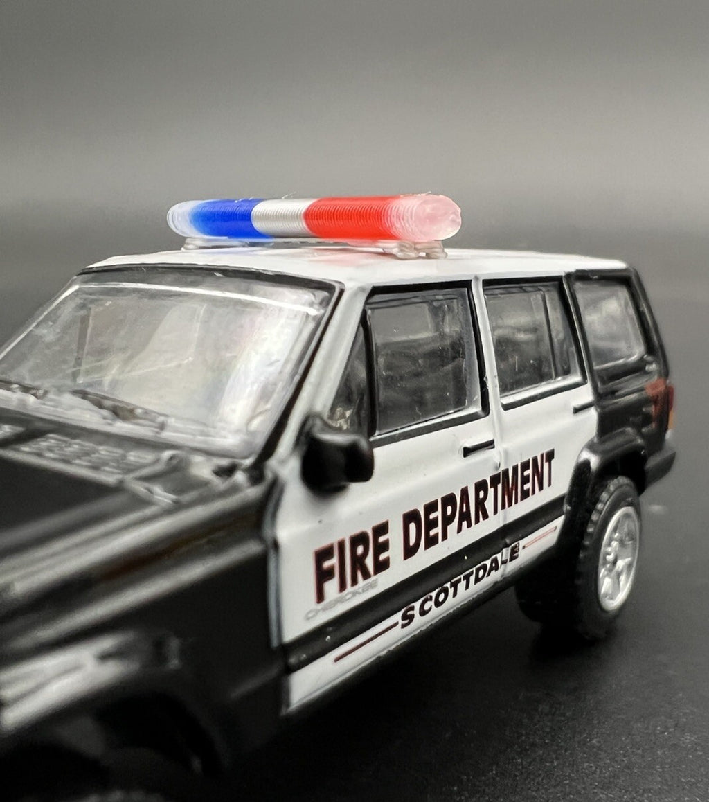4 Pack 1/87 Blue Clear Red Chrome Federal Signal Aerodynic Lightbar Police3
