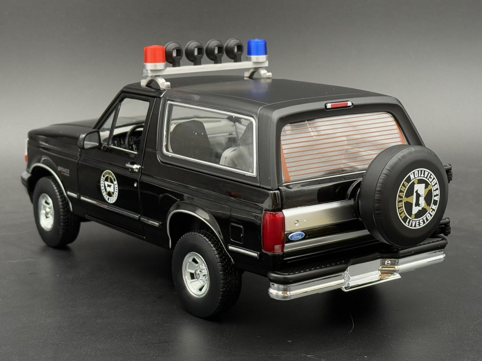 1/18 LED Ready Federal Twin Beacon Ray Blue Red LAPD Police Lightbar Visibar9