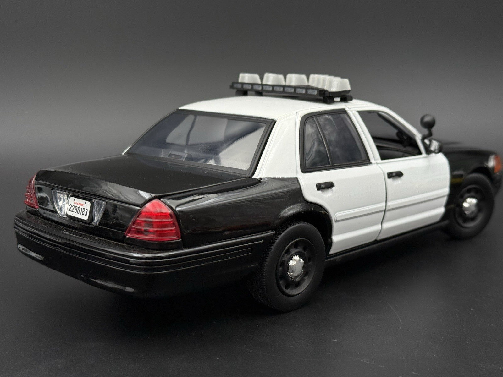 1/18 Scale Model LED Ready Clear Federal Vector Lightbar Police Fire 1837C10
