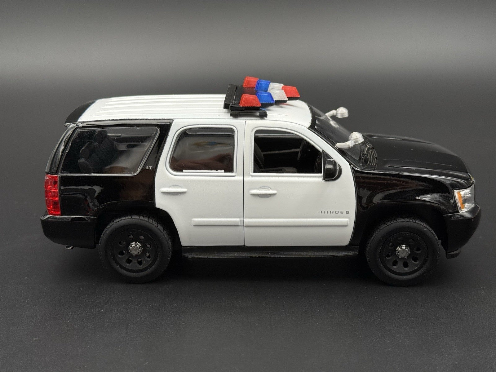 1/24 25 LED Ready CHP PSP Federal Vector Vision Lightbar Police Car 2432 BR38