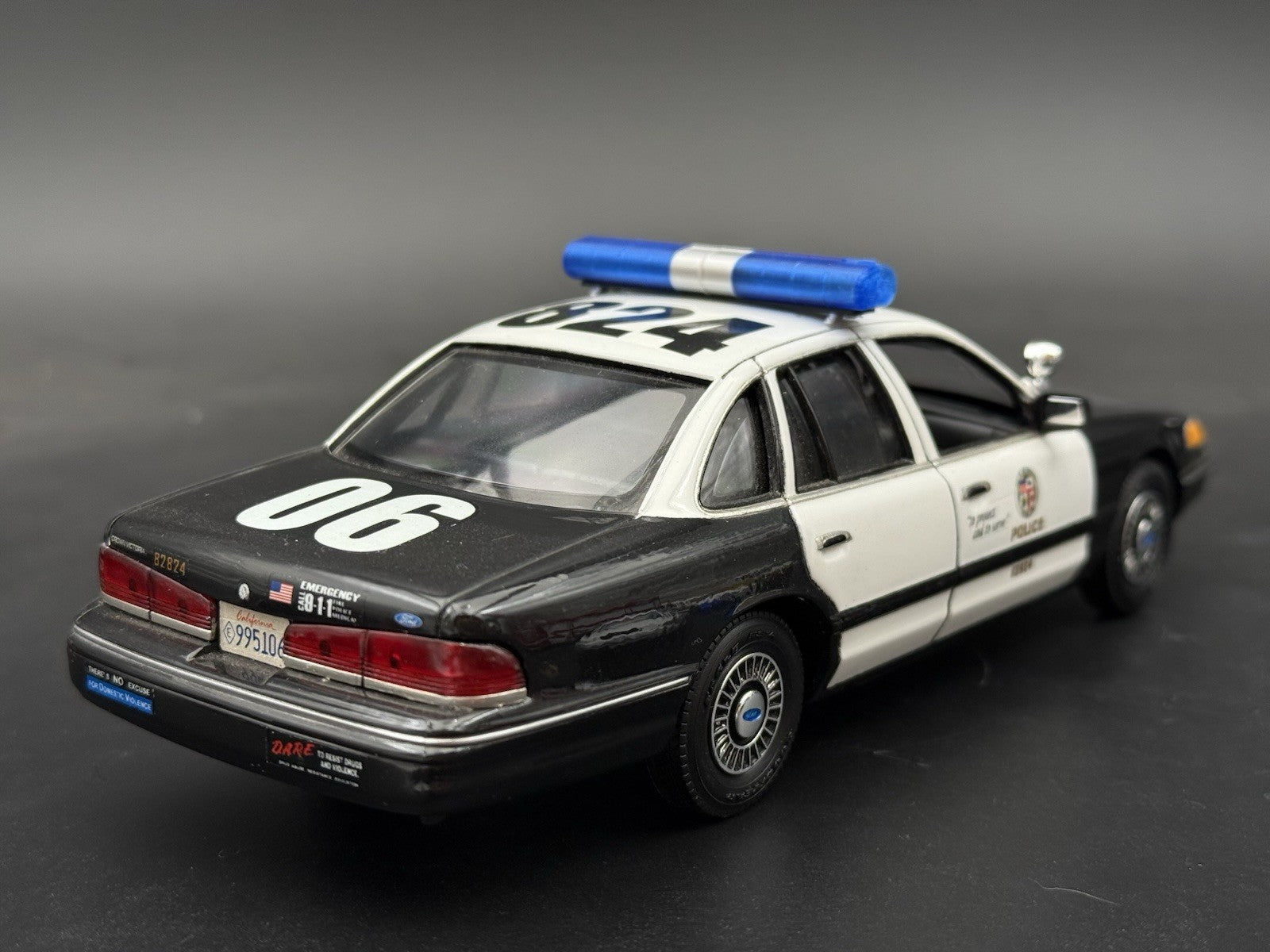 1/24 1/25 Blue Clear Chrome Federal Signal Aerodynic Lightbar Police Hawaii 241610