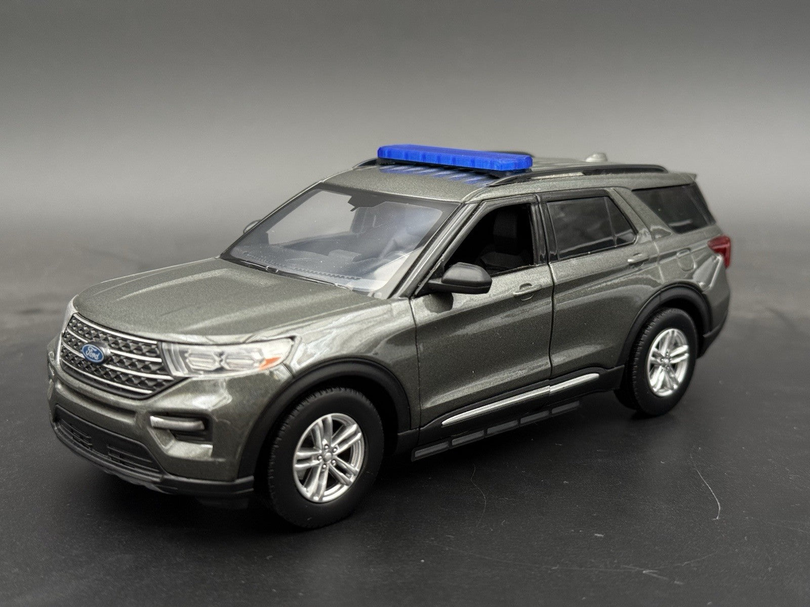 1/24 25 27 LED Ready Code 3 2700 Blue Lightbar Ohio Highway Patrol Police 2409B29