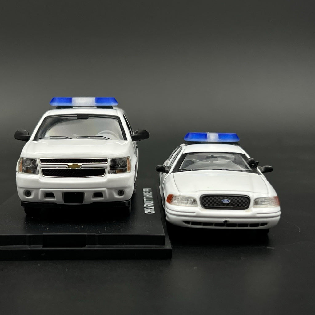 2 Pack 1/43 Blue SUV + Sedan Vista Lightbar Police Sheriff Fire European6