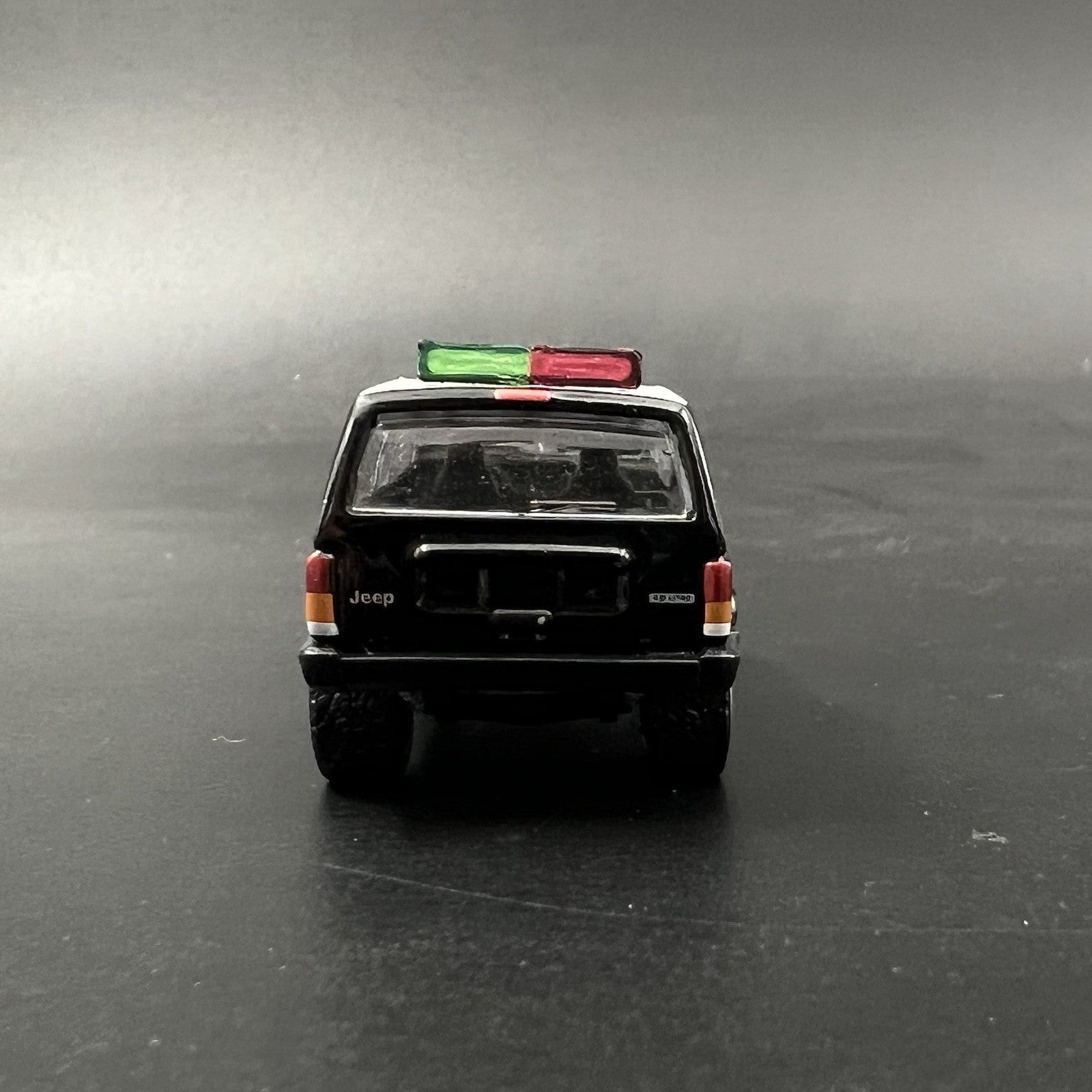 2 Pack 1/64 Green Red Interior Traffic Arrow Board Deck Lightbar Chicago Fire2