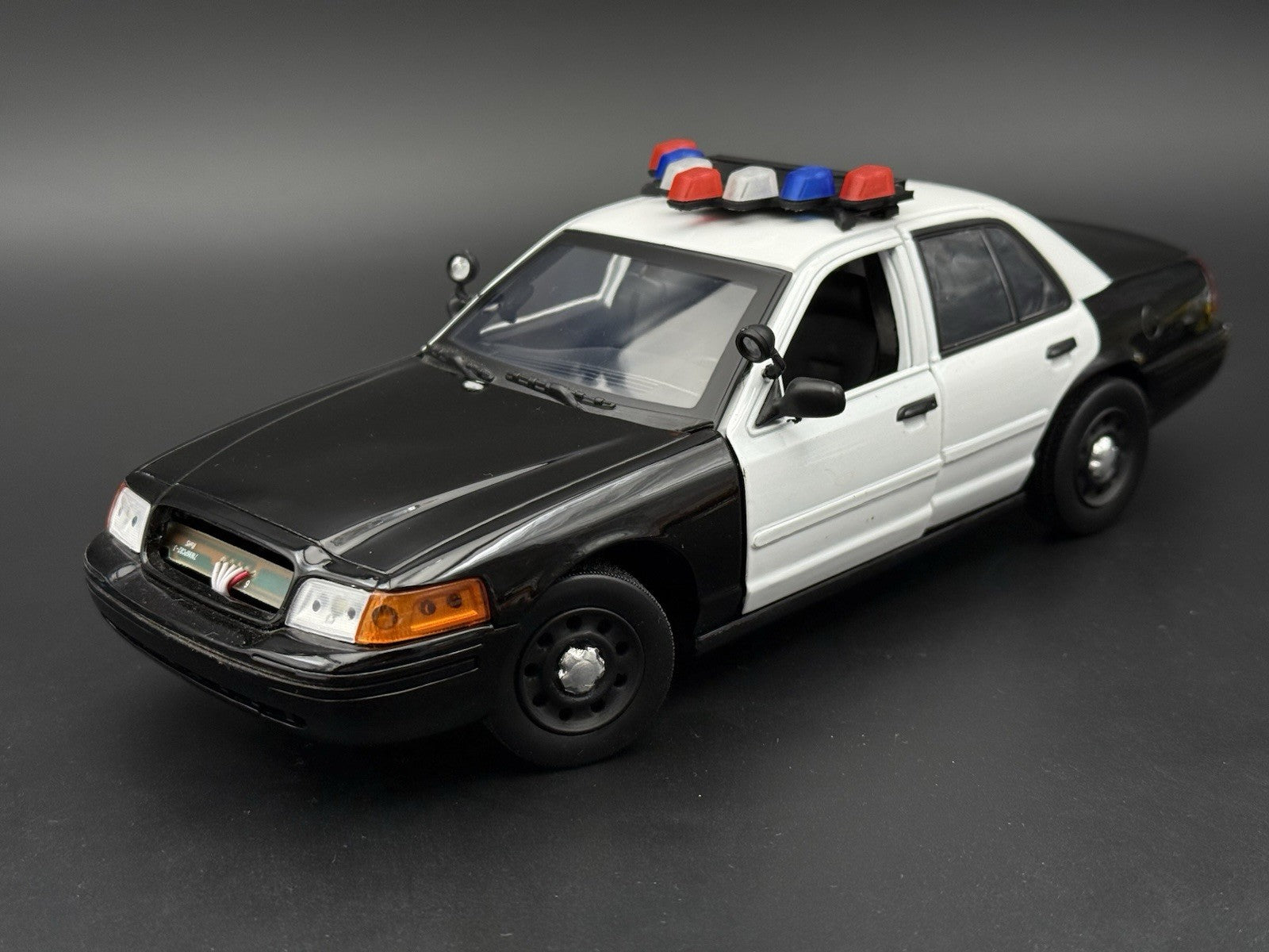 1/18 Scale Model LED Ready CHP PSP Federal Vector Lightbar Police Car 1837 BR33