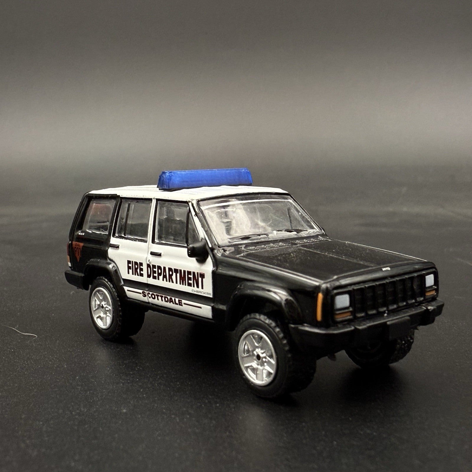 2 Pack 1/64 Blue Lightbar Police Sheriff State Highway Patrol Hansch DBS20005