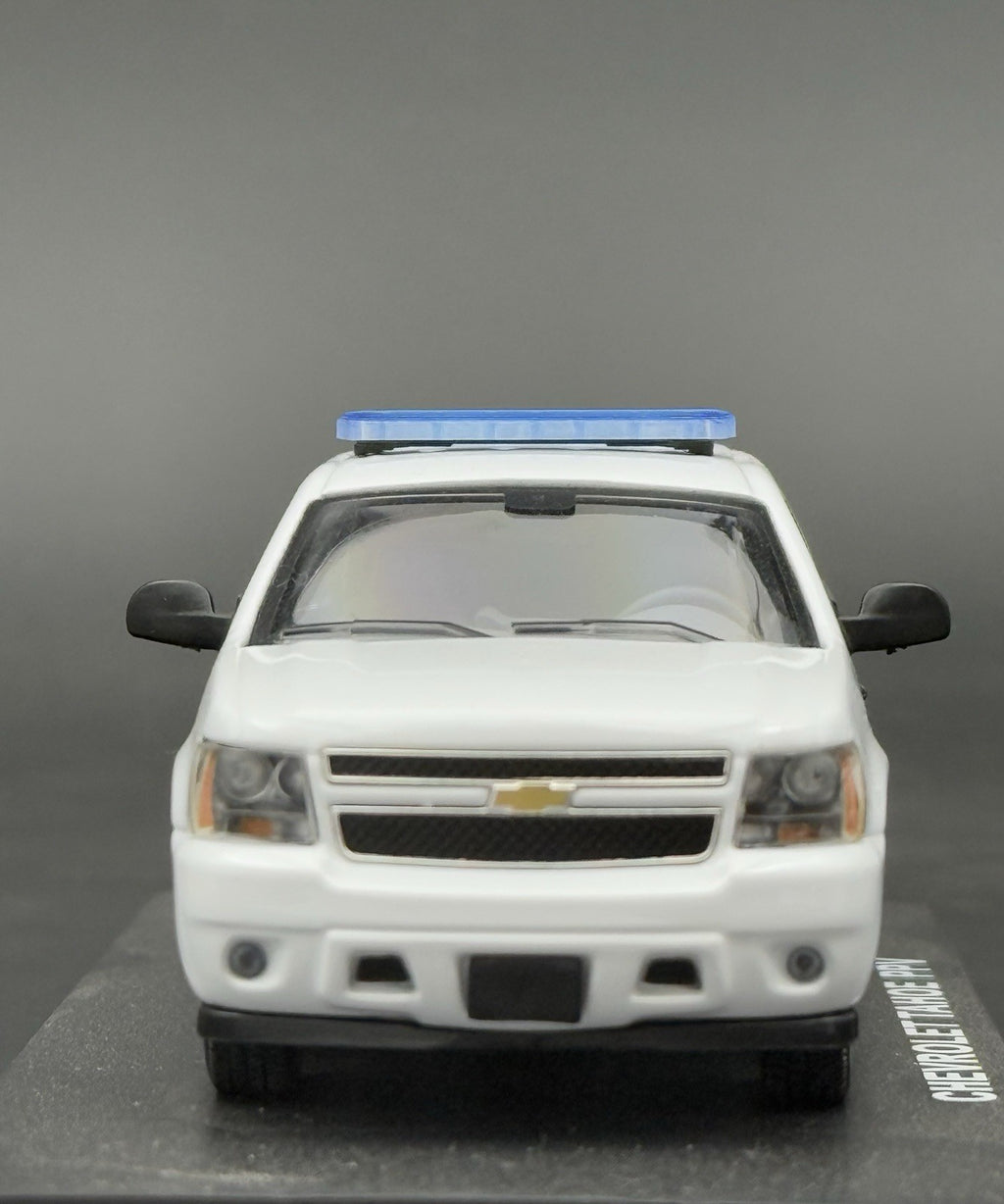 2 Pack 1/43 SUV Length Blue Code 3 X2100 Lightbar Greenlight Chicago Police2