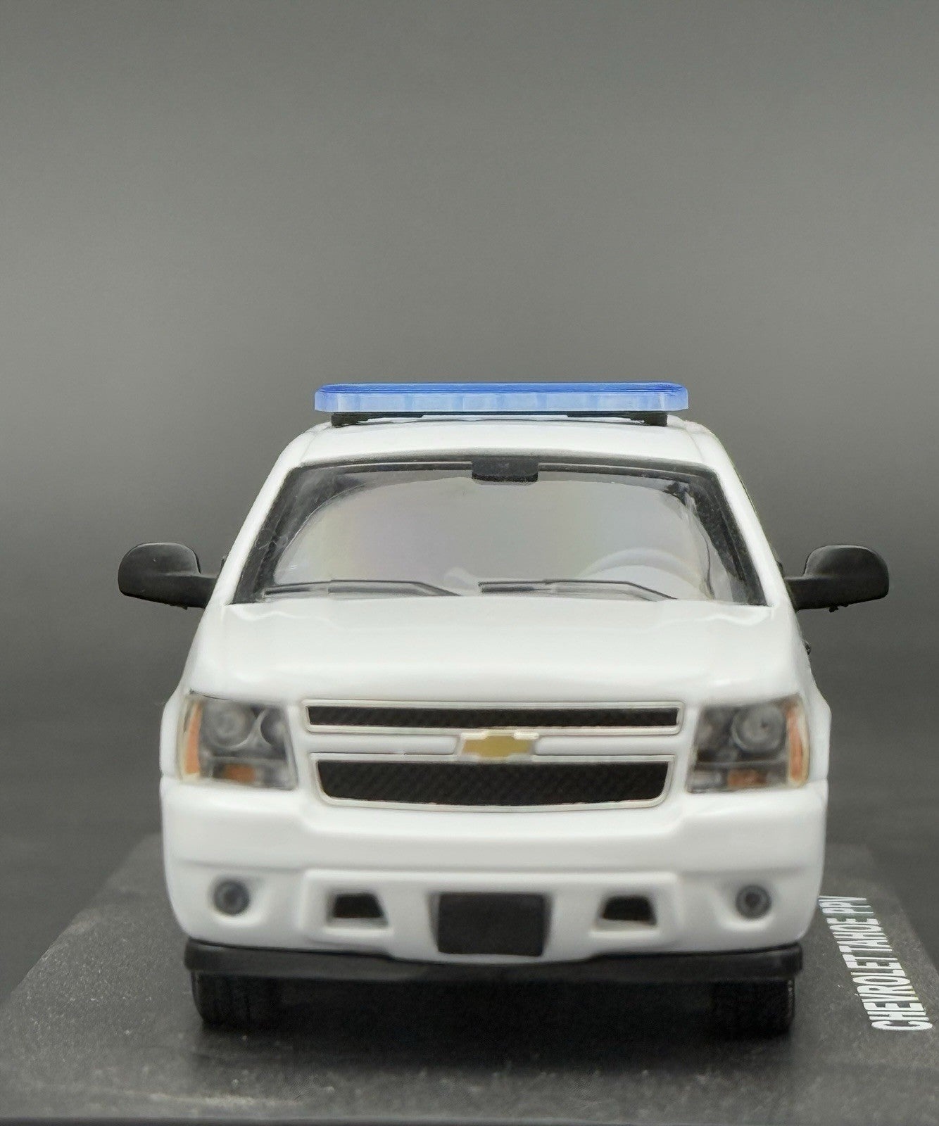 2 Pack 1/43 SUV Length Blue Code 3 X2100 Lightbar Greenlight Chicago Police2