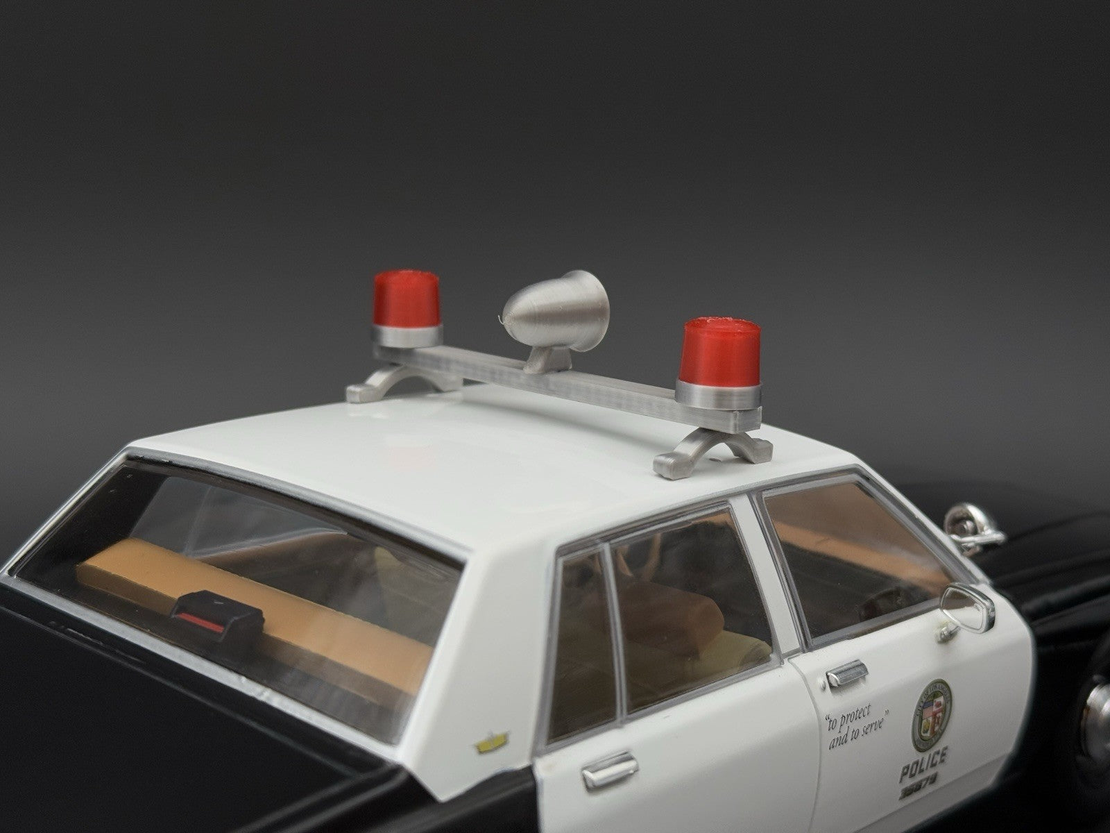 1/18 LED Ready Federal Red Twin Beacon Ray Speaker Police Lightbar Visibar8