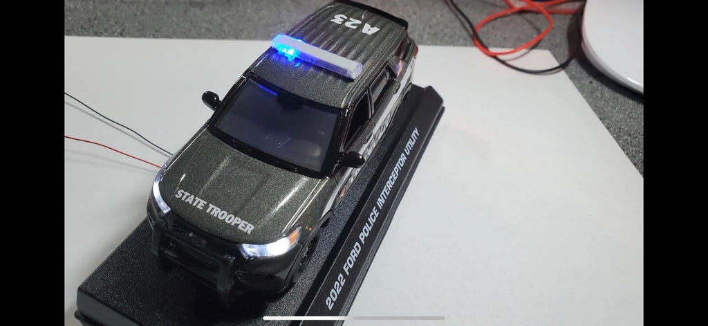 2 Pack 1/43 LED Compatible SUV Length Whelen Gray Top Lightbar O Scale Police3