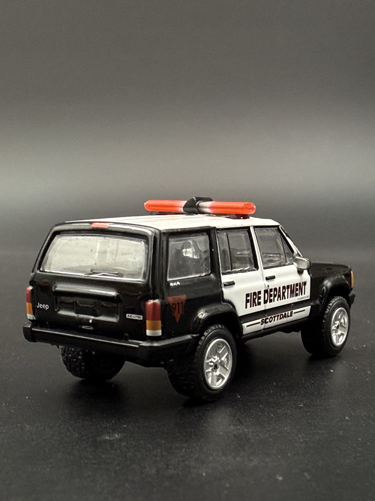 2-Pack 1/64 Scale Model Jetstream Jetsonic Red Lightbar Police Fire 6424R9