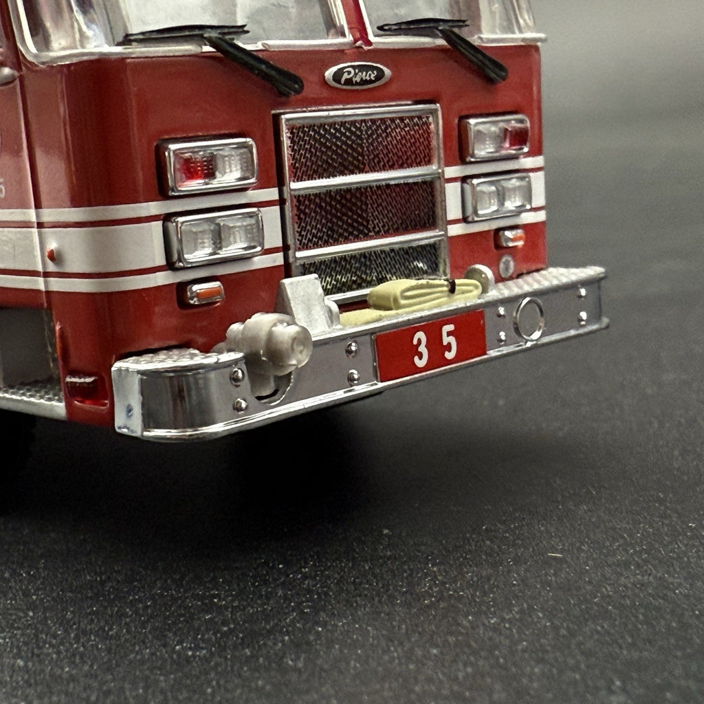 2 Pack 1/64 B&M S8B Siren Code 3 Fire Engine Truck Kitbash 64443