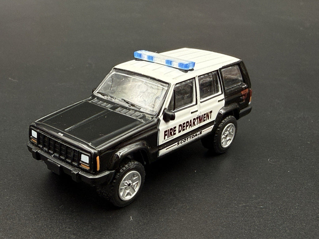 2 Pack 1/64 Whelen Edge Lightbar Blue Maui Hawaii Honolulu Police 64093
