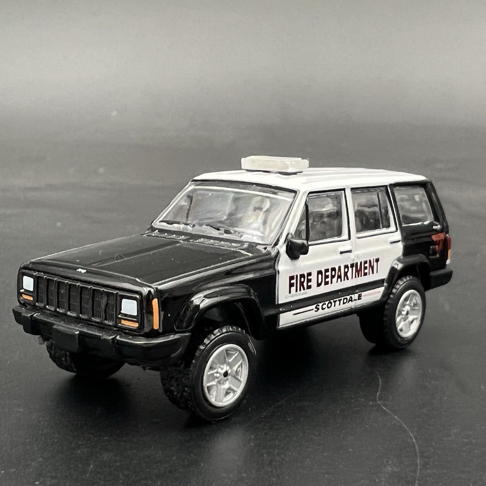 2 Pack 1/64 Mini Whelen Edge Lightbar Gray Top Cover Police Sheriff Fire13