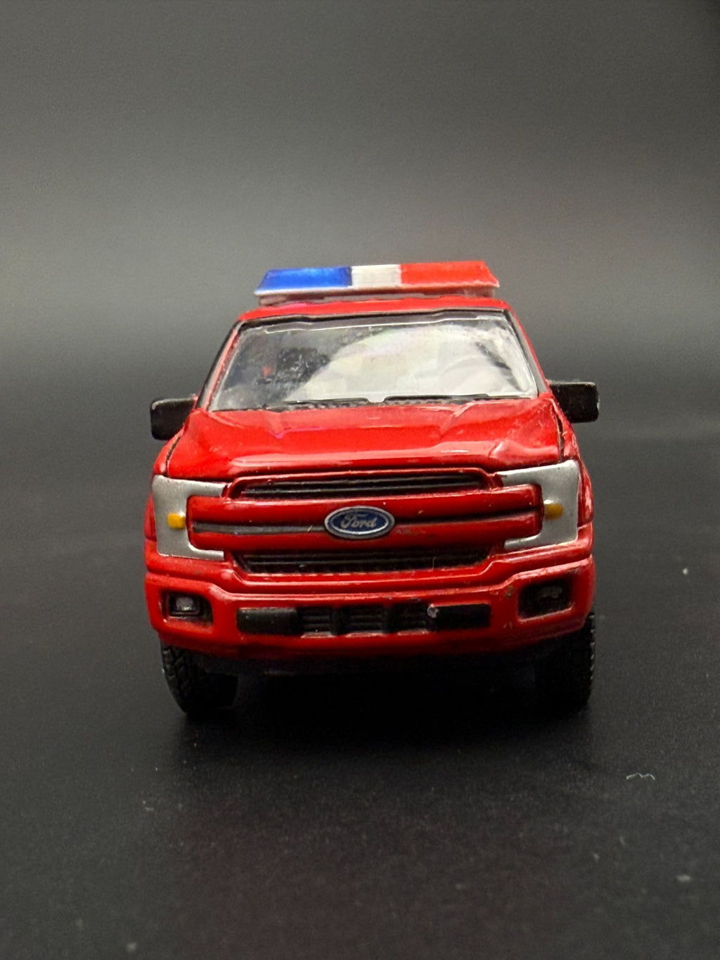 2 Pack 1/64 Scale Code 3 LP6000 Blue Red Lightbar Greenlight Police 6417BR3