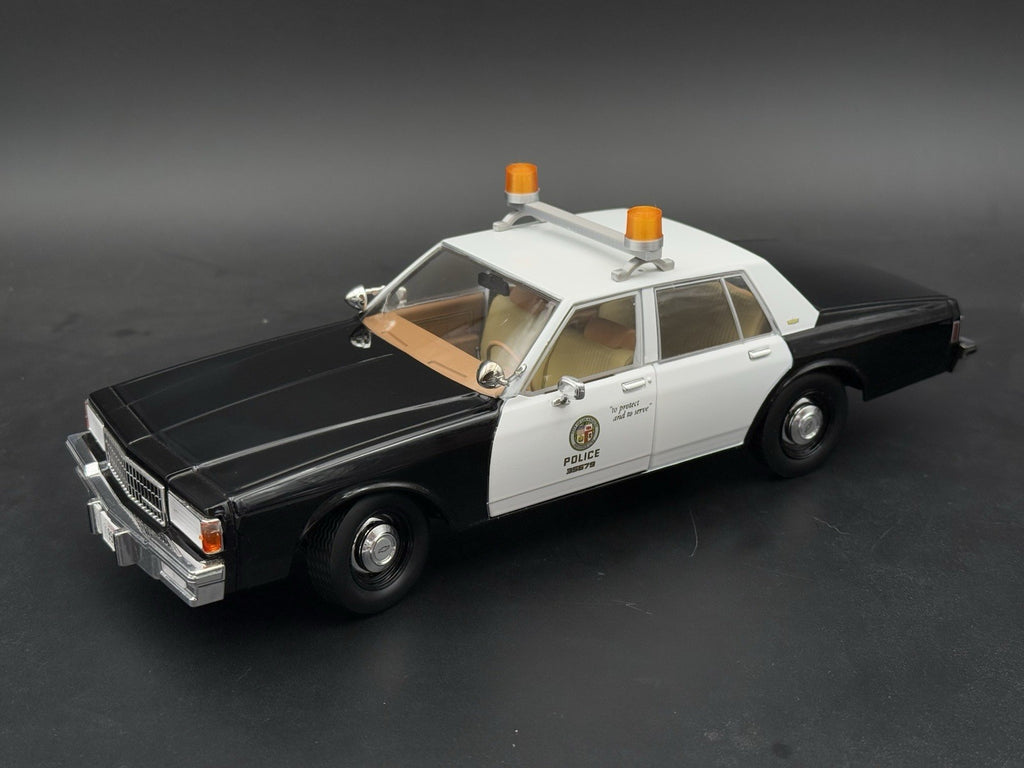 1/24 25 Scale Model Federal Amber Twin Beacon Ray Police Lightbar Visibar 2461A24
