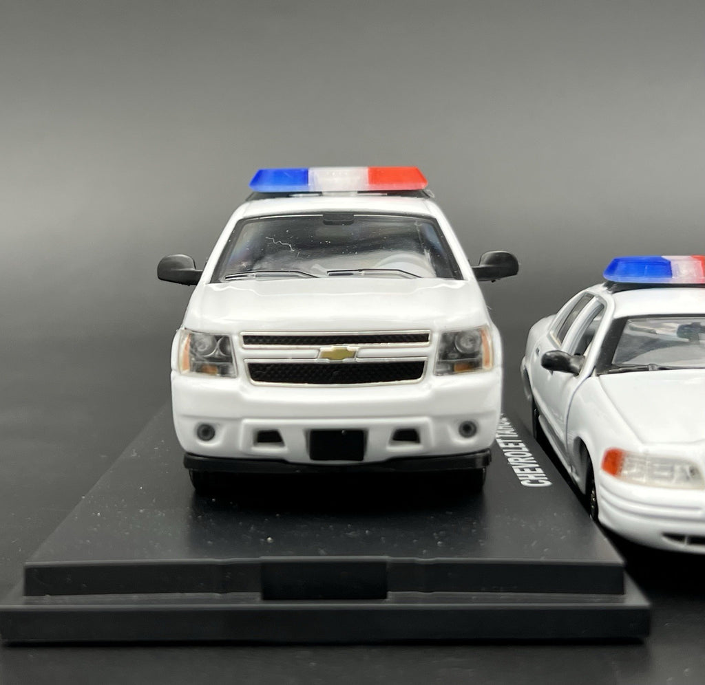2 Pack 1/43 Blue Red SUV + Sedan Vista Lightbar Greenlight Police Sheriff Fire5