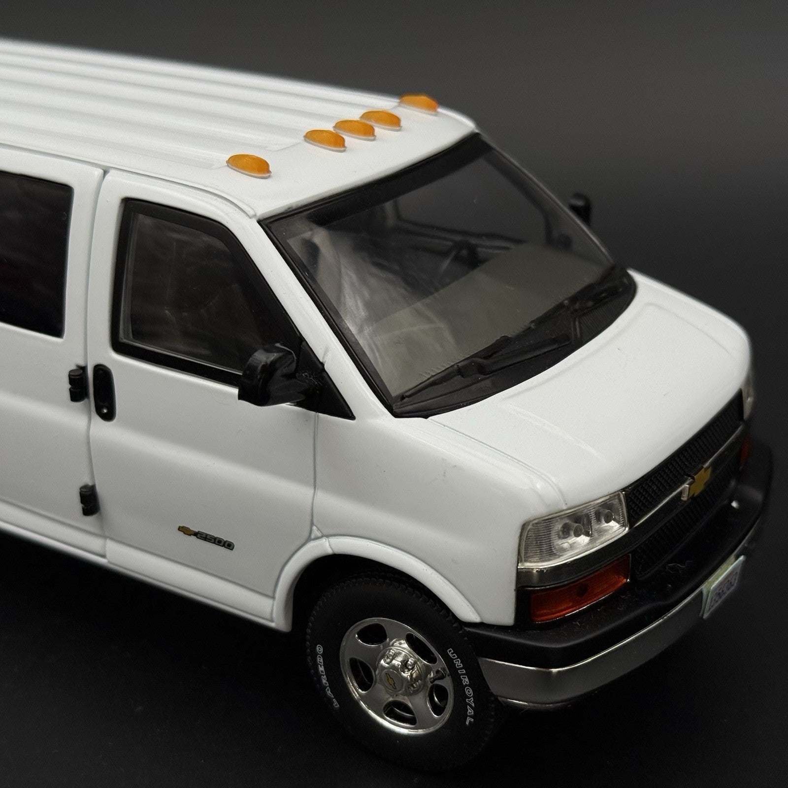 1/24 25 Scale Model Amber Roof Clearance Light Cab Marker Pickup Truck 2474A6
