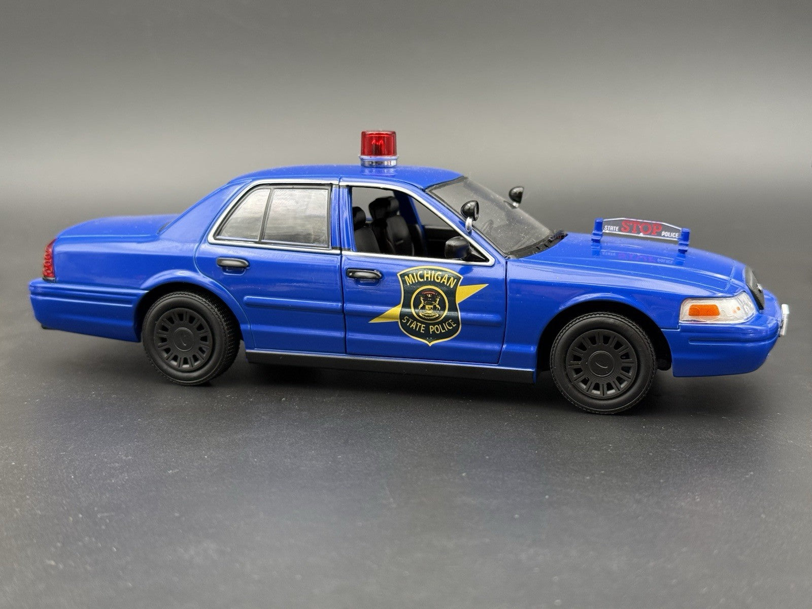1/24 25 Scale Wheel Greenlight Motormax Crown Victoria 2005 Police Hubcap 24754