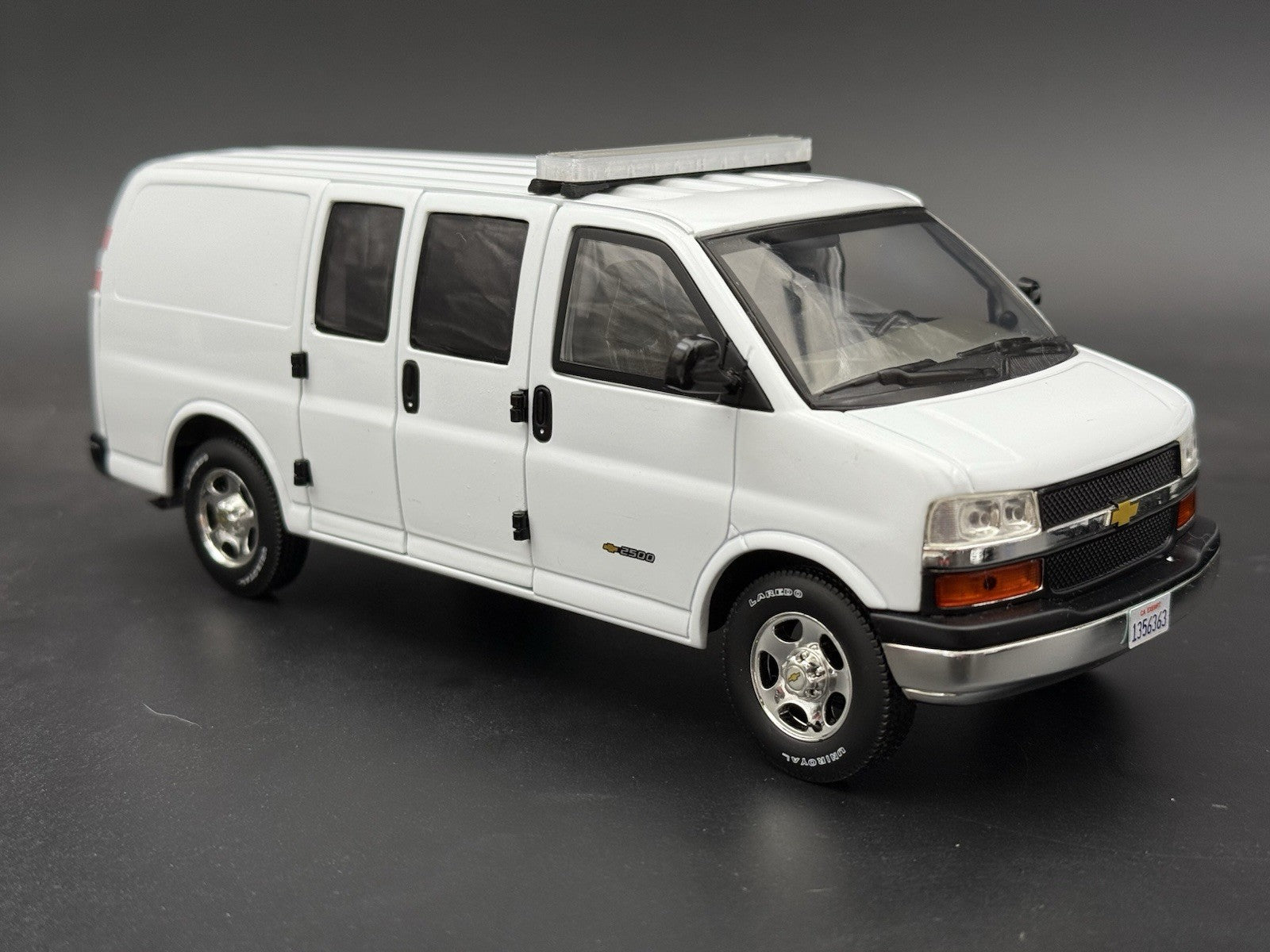 1/24 LED Compatible Blue Whelen XL Edge Freedom Lightbar Police Tahoe 2408XLB13
