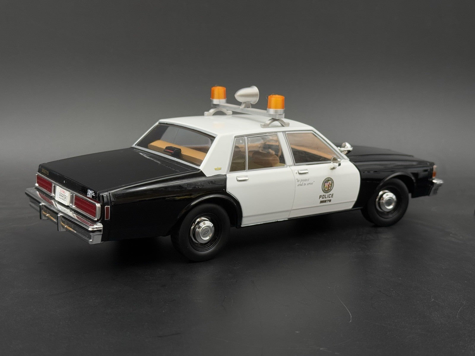 1/24 25 Scale Model Amber Twin Beacon Ray Speaker Police Lightbar Visibar 2461A6
