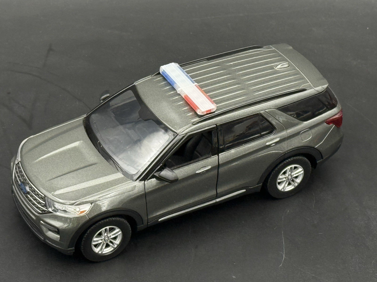 1/24 25 27 LED Ready Whelen Liberty II Blue Red Police Lightbar 2449BR215