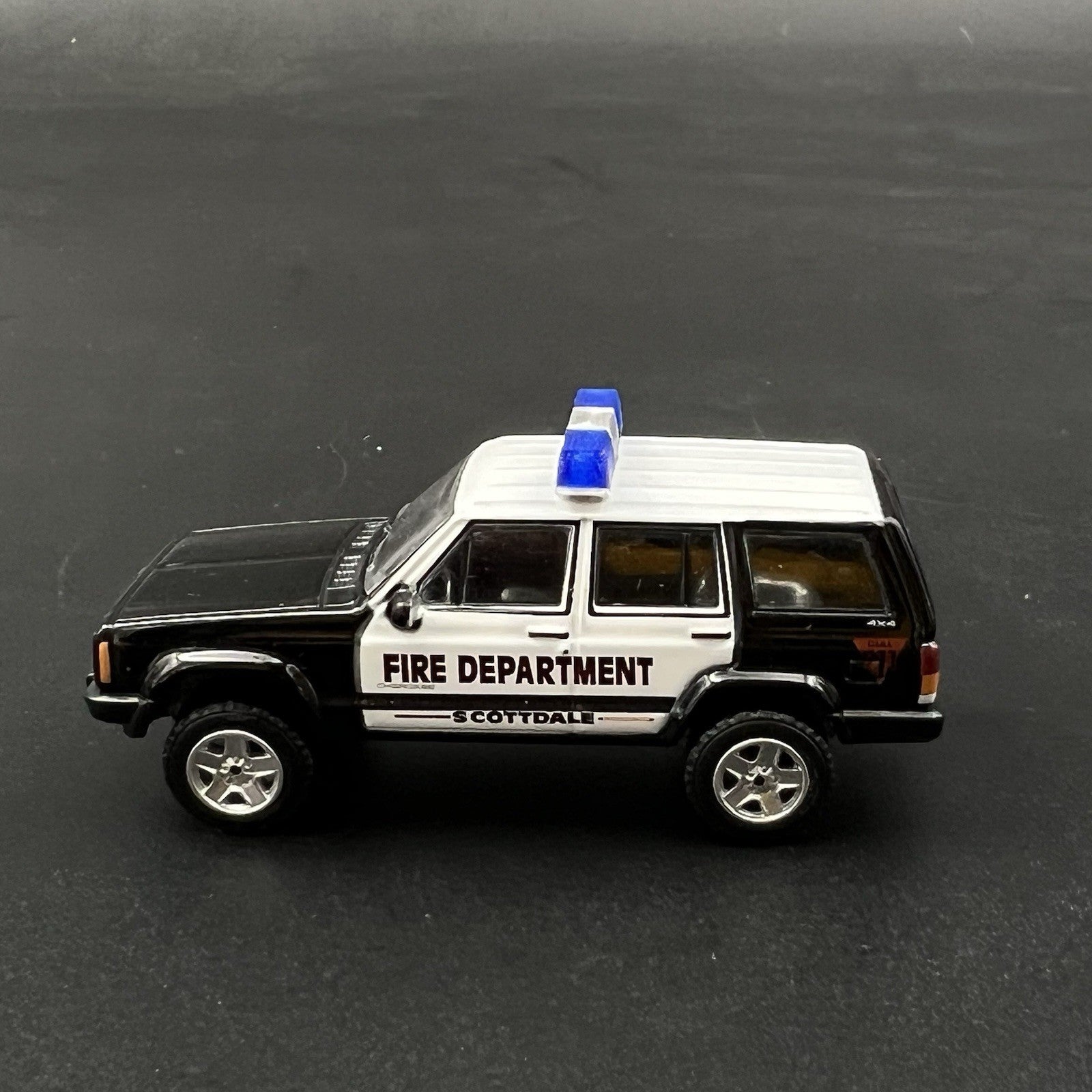 2 Pack 1/64 Blue Federal Signal Twinsonic Lightbar Greenlight Police Sheriff4