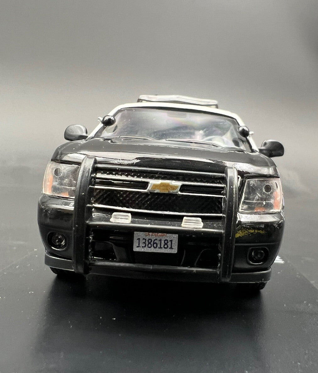 1/43 Chino Police San Bernardino County Chevrolet Tahoe California Los Angeles6