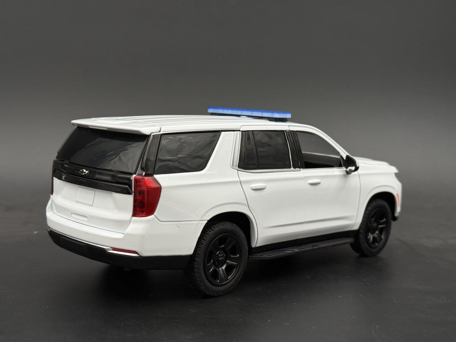 1/24 25 27 LED Compatible Tahoe Width XL Legend Lightbar Blue Clear Police 2430B6