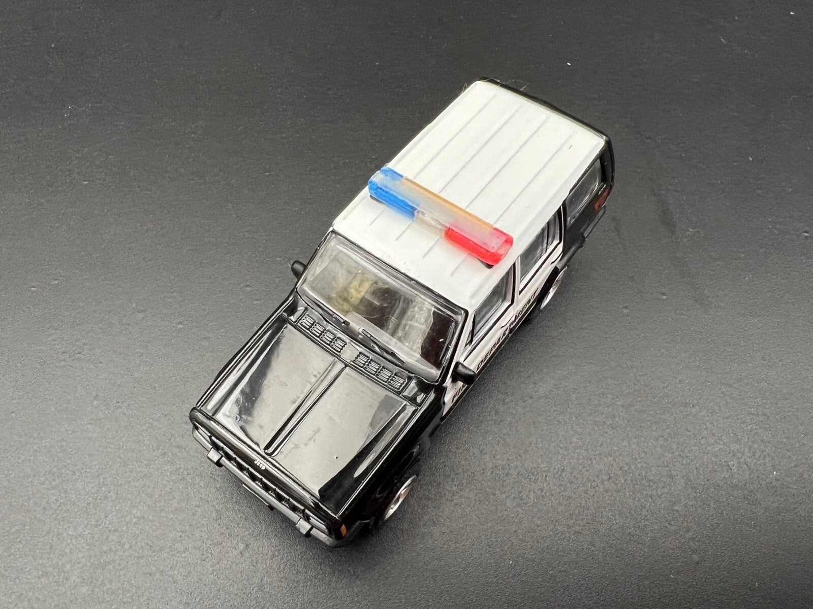 2 Pack 1/64 Whelen Edge Lightbar Blue Red Police Sheriff Highway Patrol SUV Car4