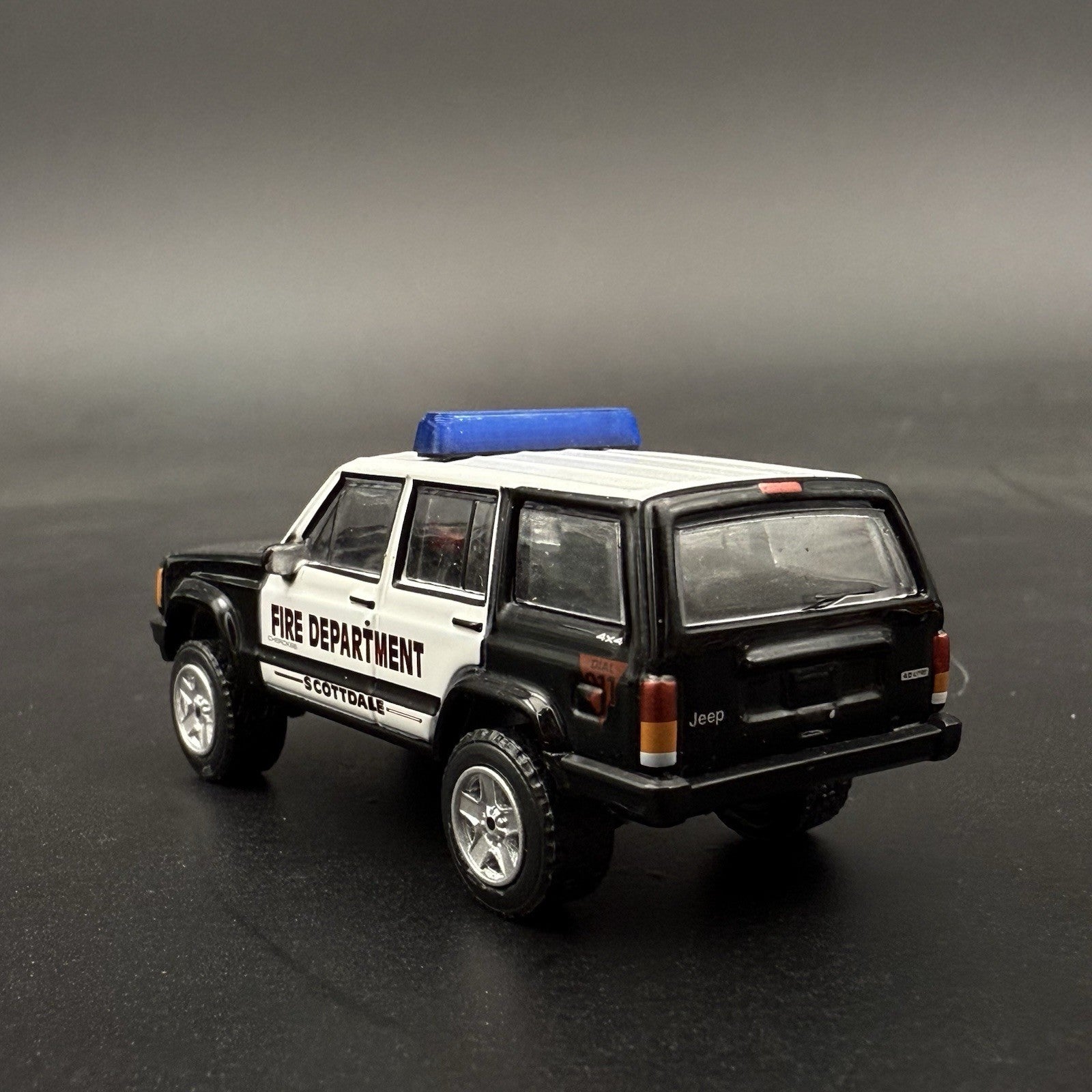 2 Pack 1/64 Blue Lightbar Police Sheriff State Highway Patrol Hansch DBS200010