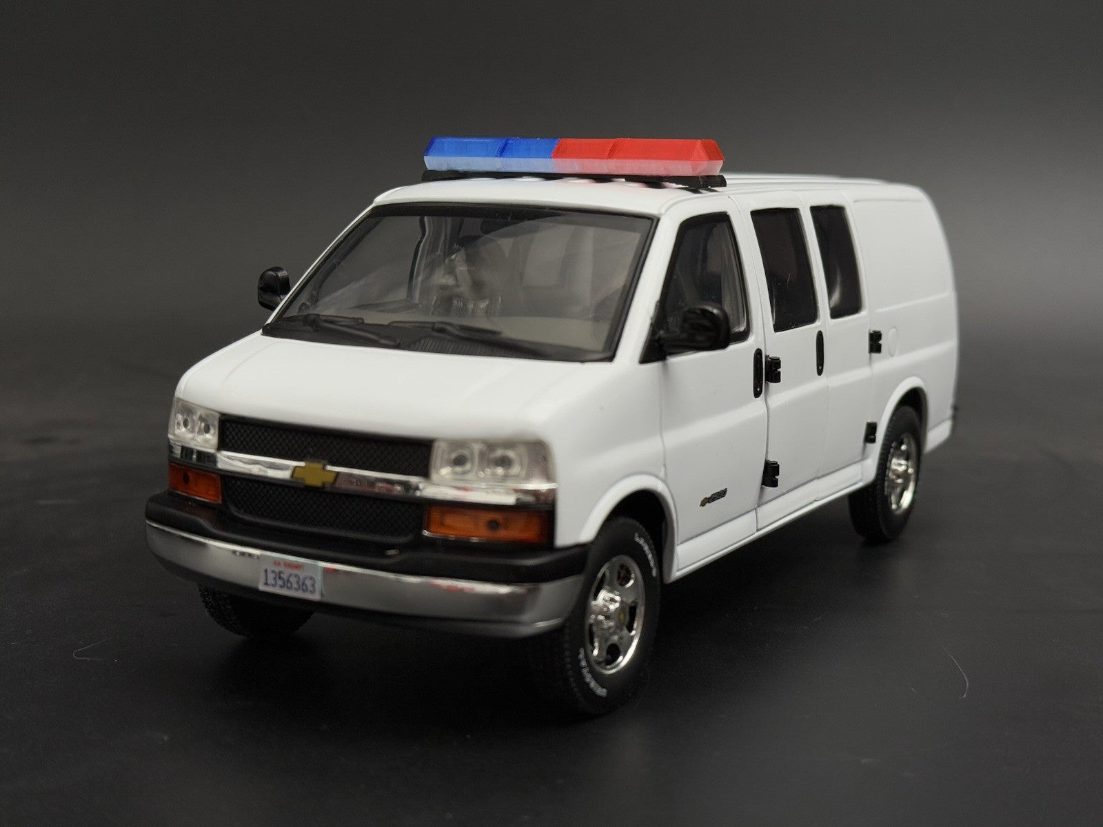 1/24 25 Scale Model Blue Red Code 3 MX7000 XL Lightbar Truck Width 58” 2414XLBR2
