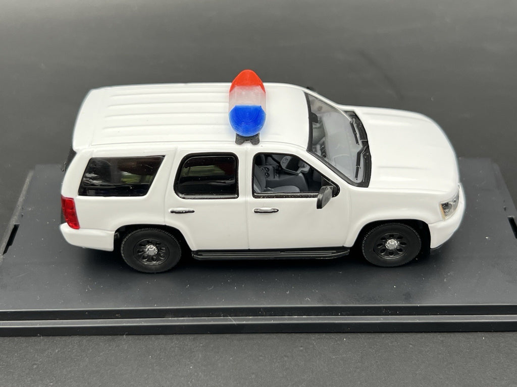 2 Pack 1/43 Blue Red SUV + Sedan Vista Lightbar Greenlight Police Sheriff Fire8