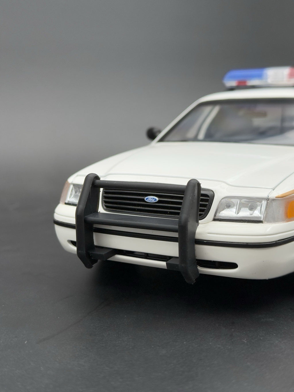 1/18 Go Rhino Push Bumper Pushbar For Motormax Crown Vic Police Autoart5