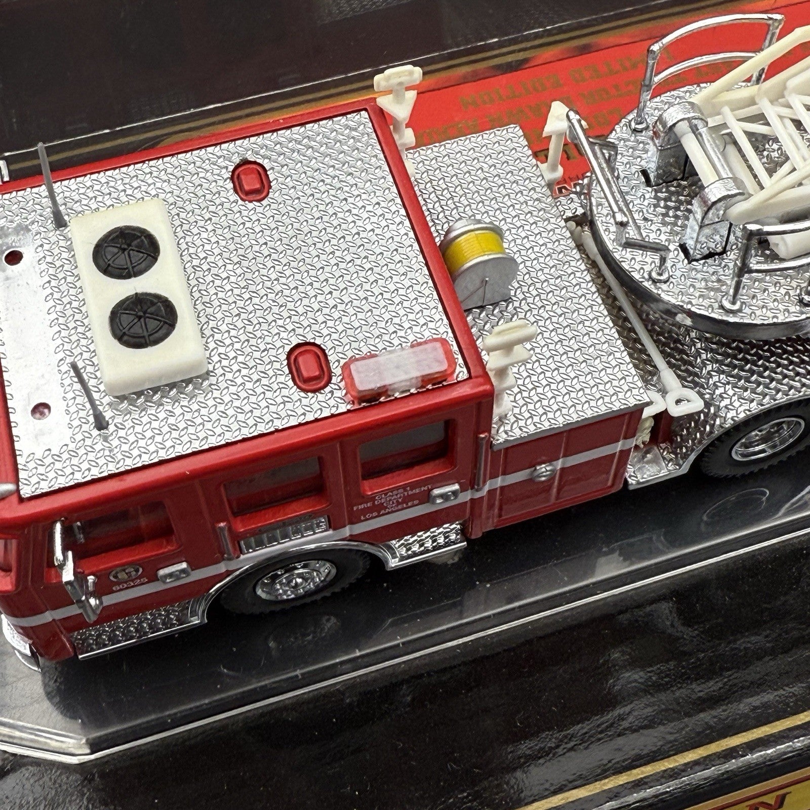 2 Pack 1/64 Mini Whelen Edge Red Clear Red Lightbar Gray Top Police Fire EMS2