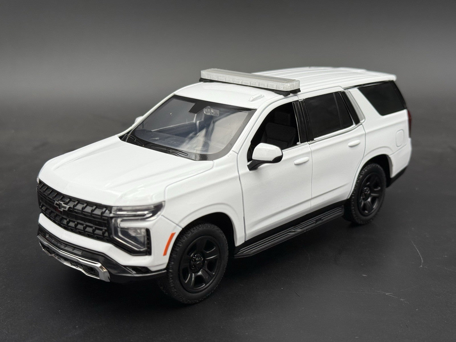 1/24 LED Compatible Blue Whelen XL Edge Freedom Lightbar Police Tahoe 2408XLB5