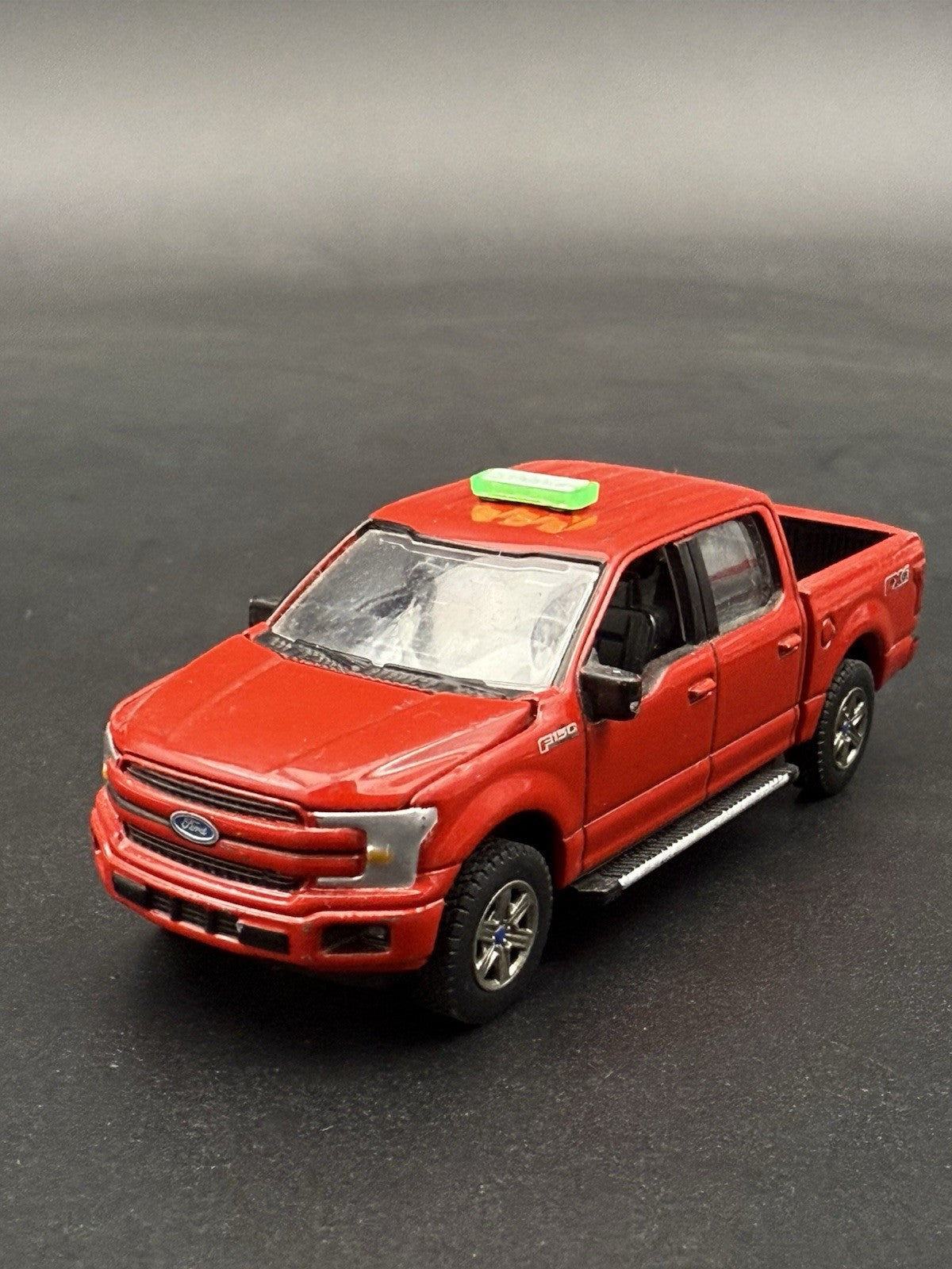 2 Pack 1/64 Mini Whelen Edge Green Lightbar Gray Top Cover Work Truck Security7