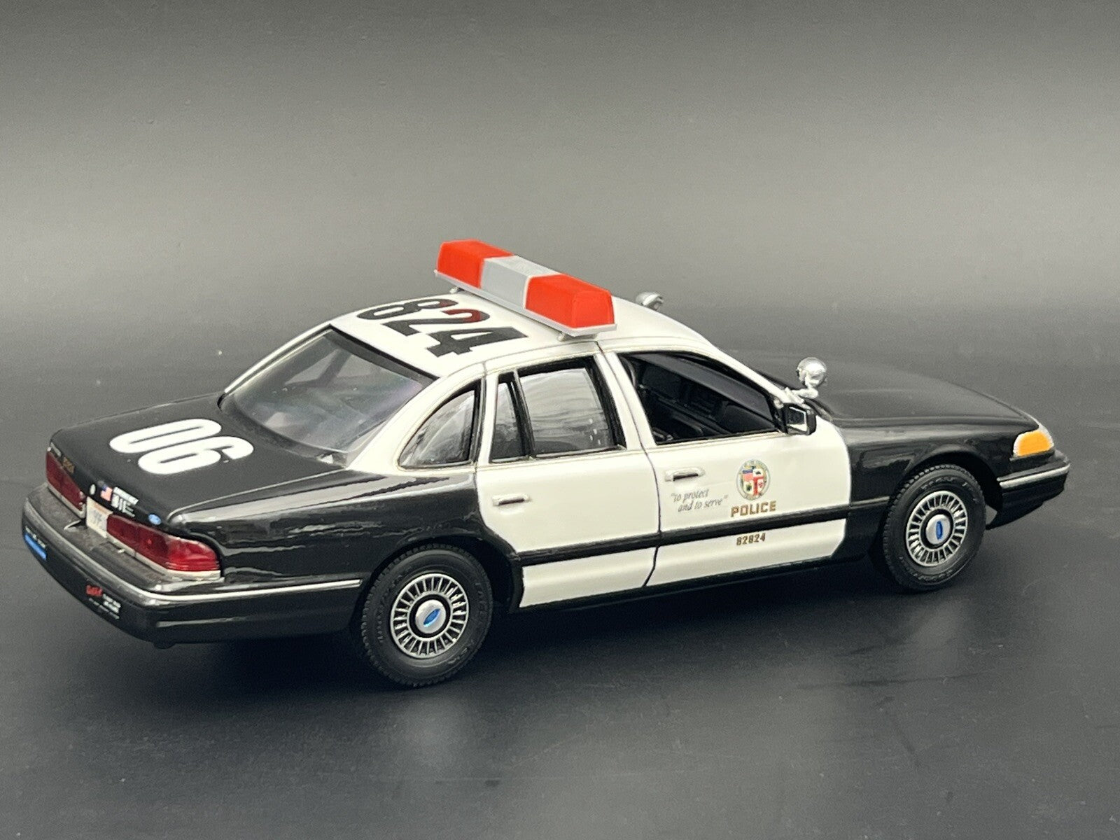 1/24 25 Scale Model Red Federal Signal Twinsonic Lightbar Police Fire 2421R7