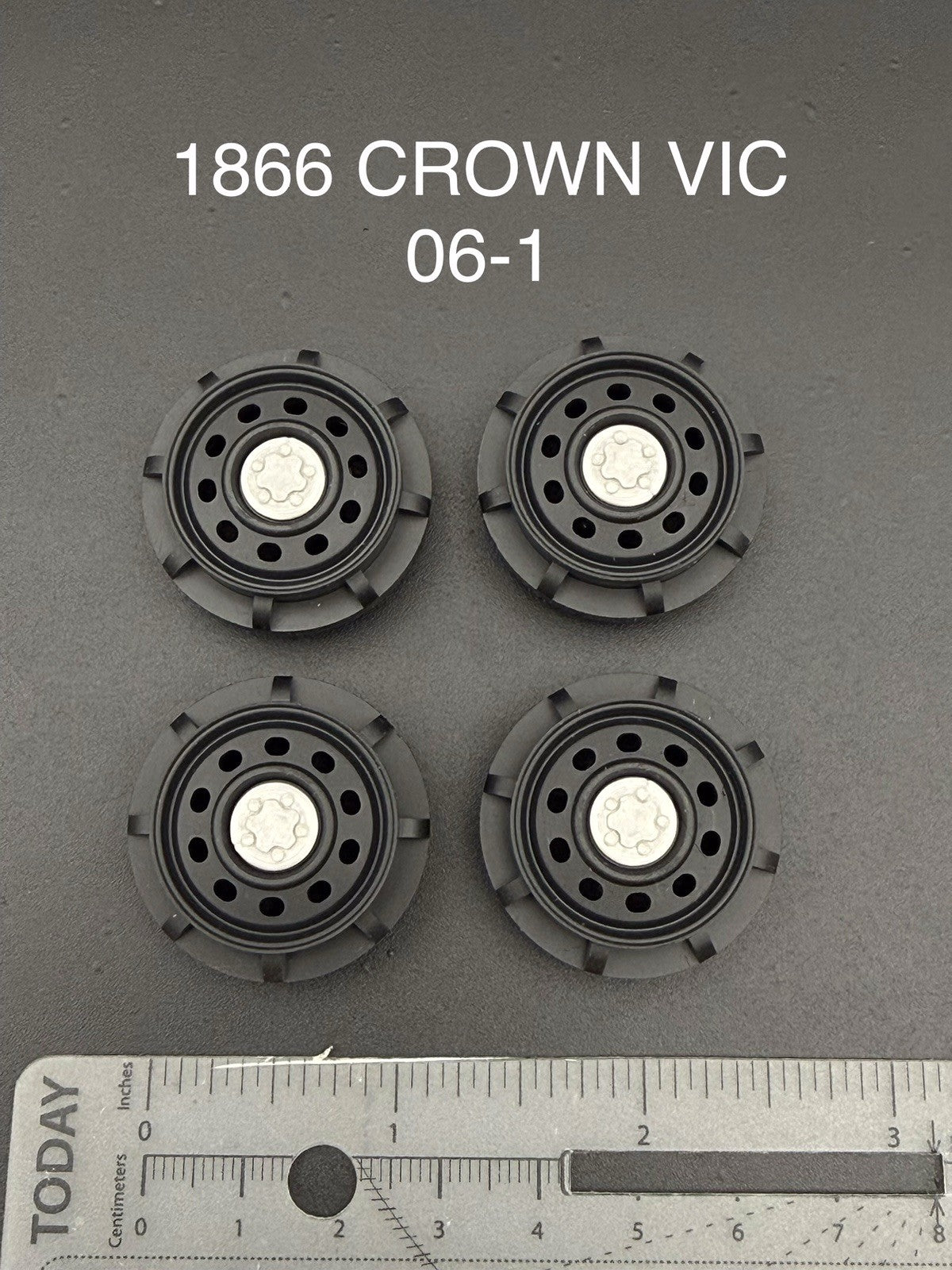 4 Pack 1/18 Scale Model 2006 Steel Wheel For Motormax Crown Victoria Police 18660