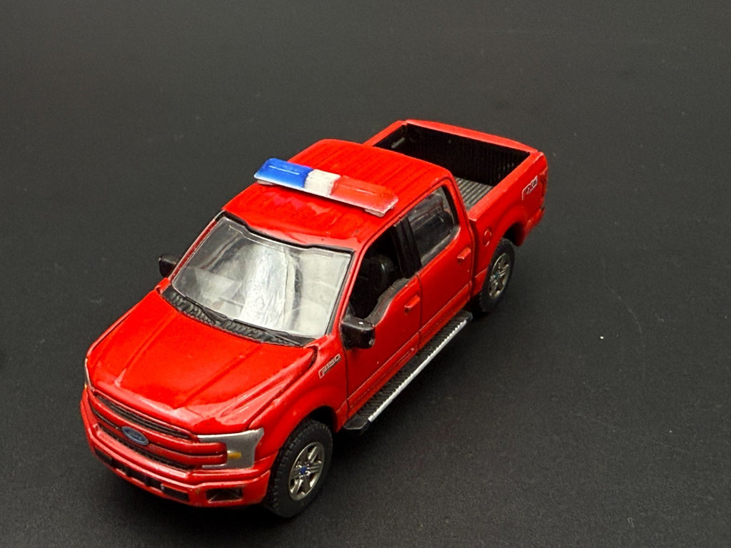 2 Pack 1/64 Scale Code 3 LP6000 Blue Red Lightbar Greenlight Police 6417BR5